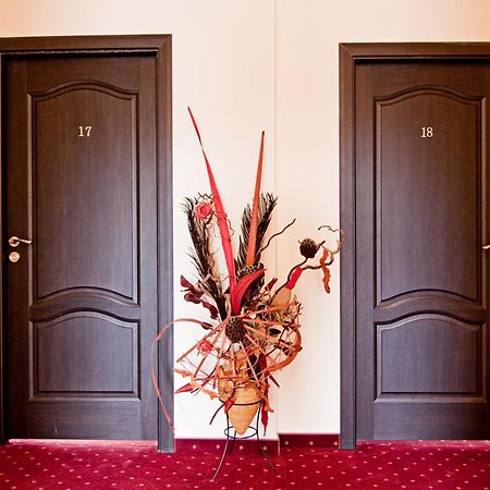 Pensiunea Schwartz Cluj-Napoca Ngoại thất bức ảnh