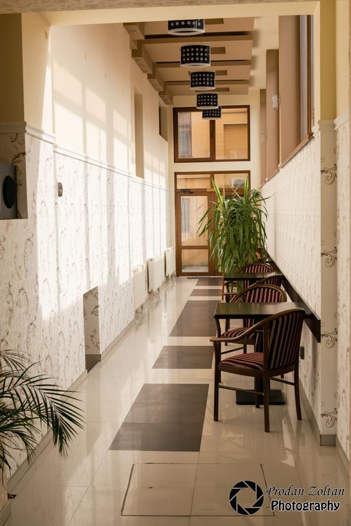 Pensiunea Schwartz Cluj-Napoca Ngoại thất bức ảnh